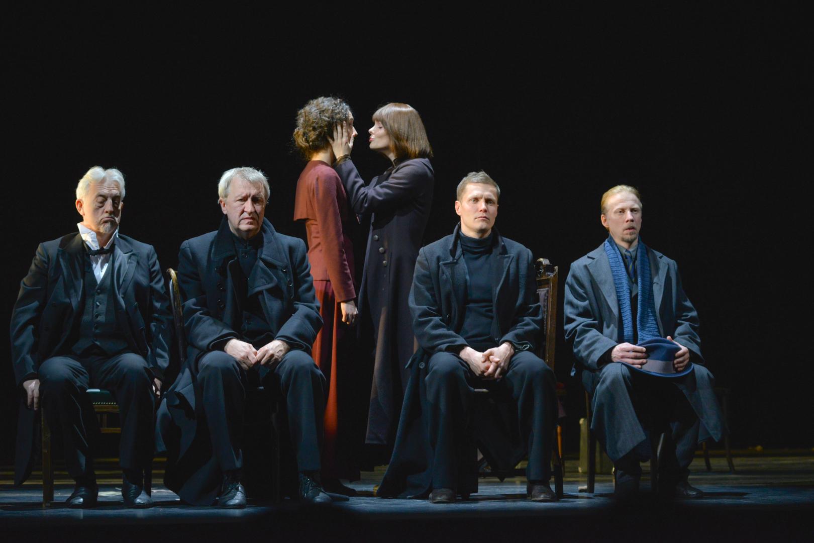 «Братья Карамазовы» Малого драматического театра - Театра Европы (Санкт-Петербург) в постановке Льва Додина