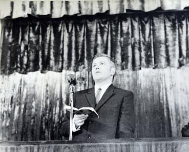 БОЛЬШАЯ РЕЧЬ. ПОЭТ ВЛАДИМИР МАКАРОВ