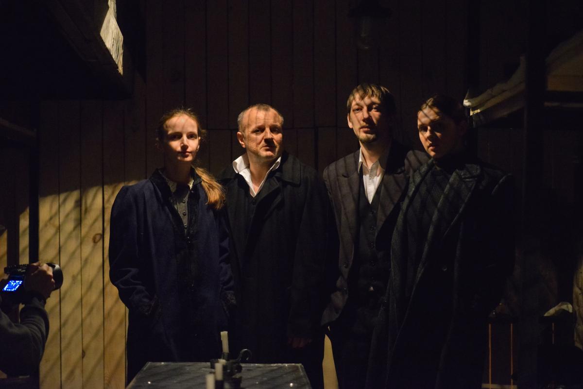 показы спектакля «Свидригайлов. Сны» в постановке главного режиссера театра Георгия Цхвиравы