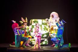 Алиса в стране чудес